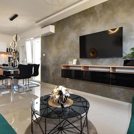 Apartman Nella With Sea Wiew Zadar Exterior foto